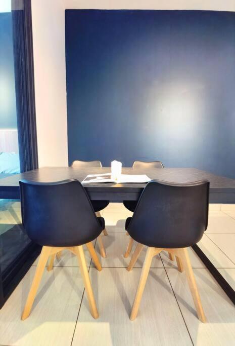 1913 Almas 2queen Bed 4pax!netflix By * Nusajaya (Iskandar Puteri)