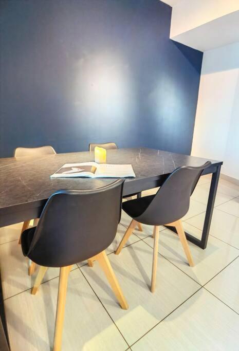 1913 Almas 2queen Bed 4pax!netflix By Nusajaya (Iskandar Puteri)