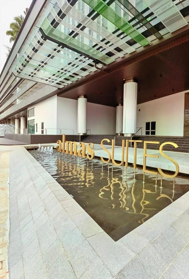 Apartment 1913 Almas 2queen Bed 4pax!netflix By Nusajaya (Iskandar Puteri)